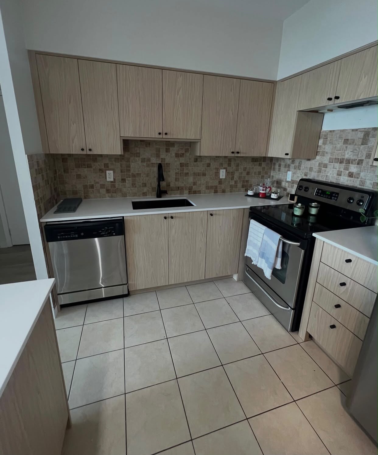 Modern kitchen after refacing